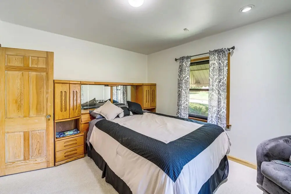 Tulsa Cottage w/ Hot Tub: 4 Mi to Downtown