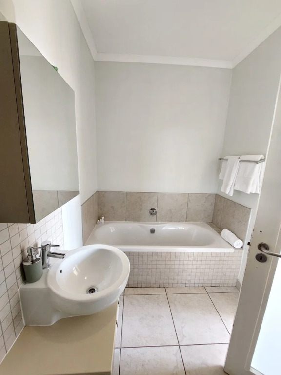 Zwelakho Luxury  furnished apartments
