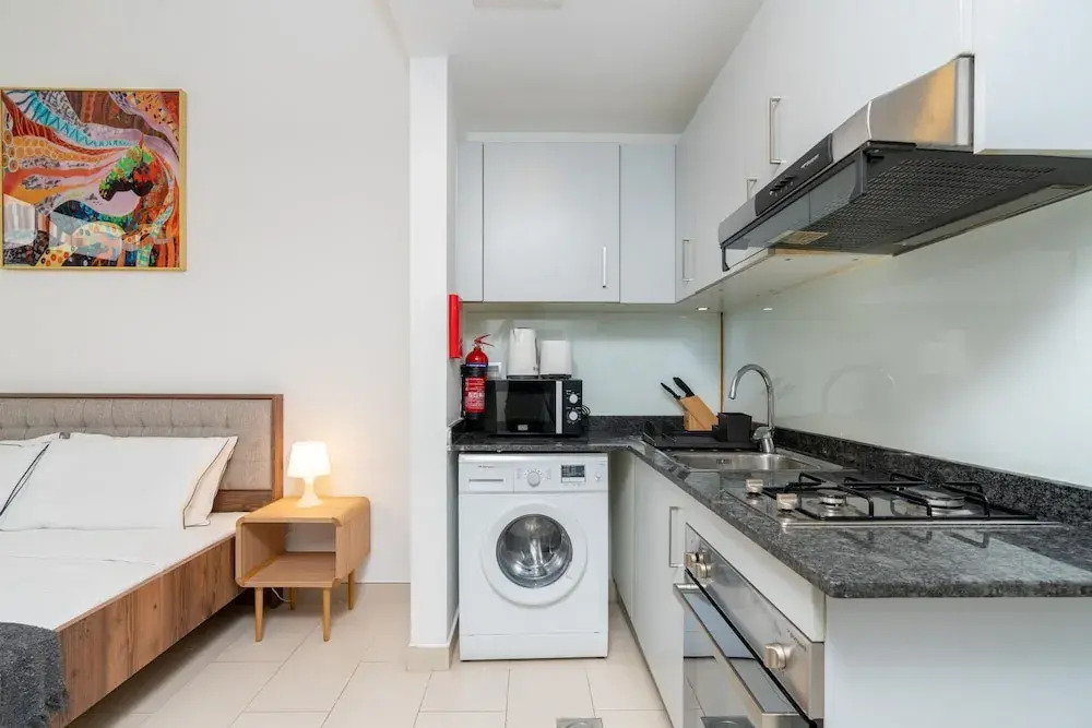 Lux BnB Studio Al Furjan
