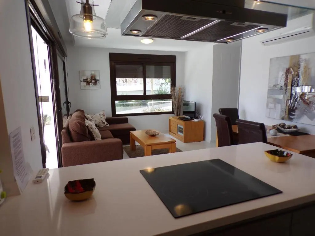 3 Bedroom Luxury Apartment Villamartin