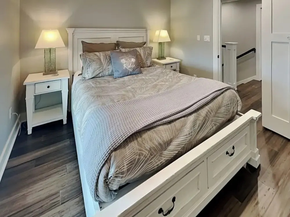 Rosé By The Bay by Ryson Vacation Rentals