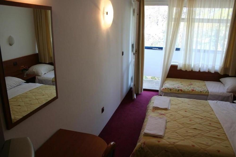 Hotel Luka