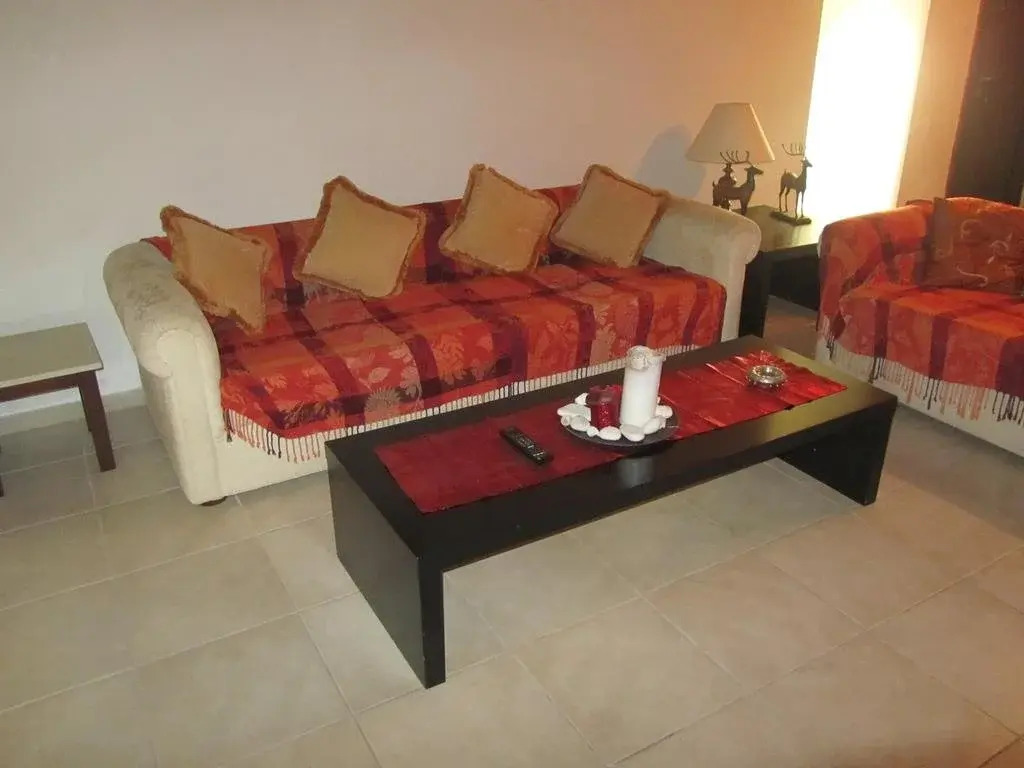 Vineland Cottage Free Wi-fi Big Pool With Walk in Steps