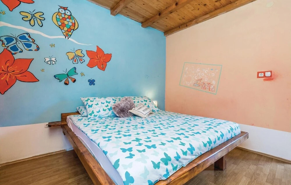 Beautiful Home In Lovran With Wifi
