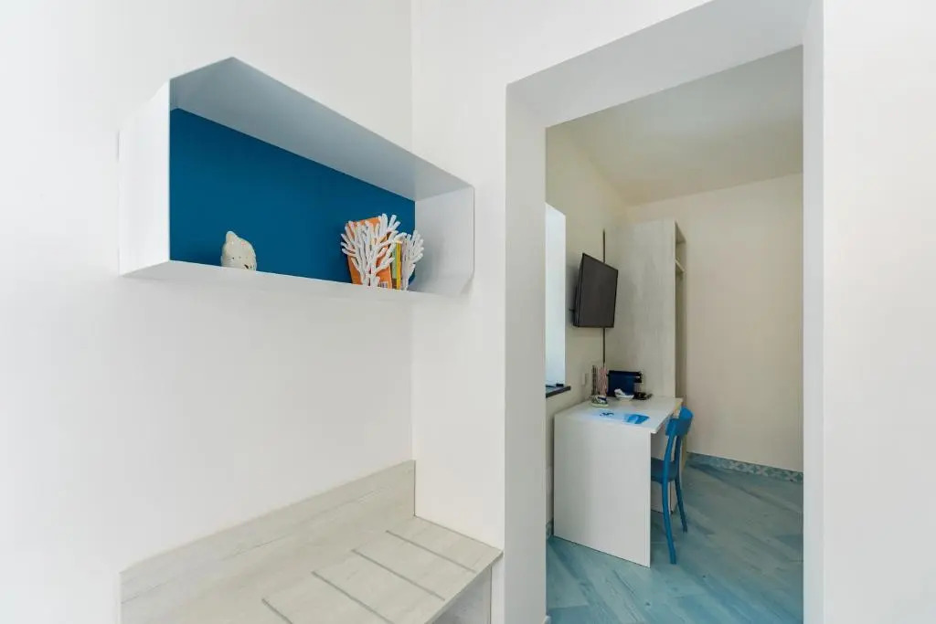 Poseidonia Rooms
