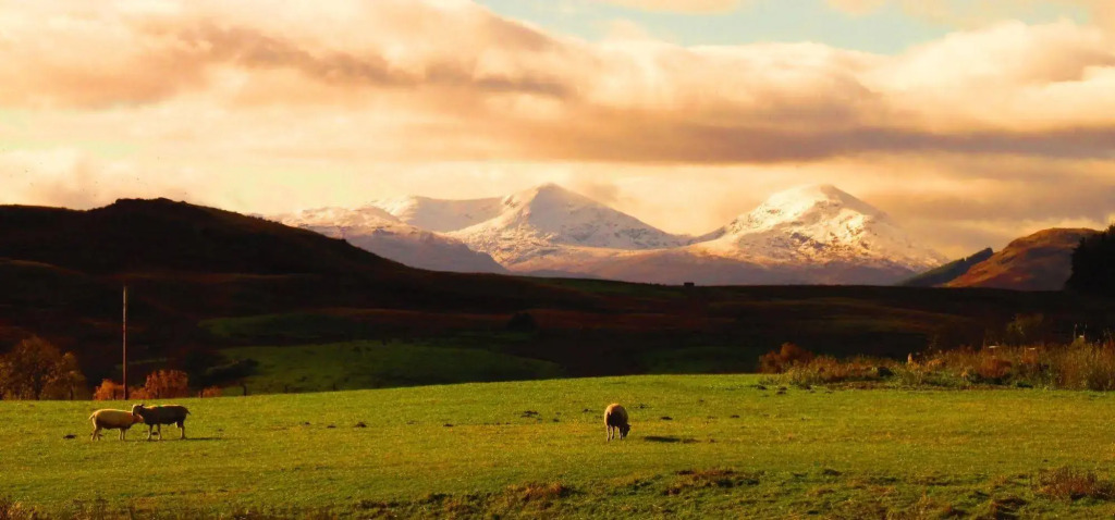 Ben Lawers Hotel