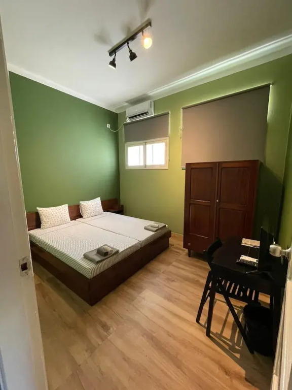 Residencial Avenida Geovanni - Central Sao Tome - Private Bathroom & Solar Backup