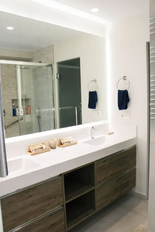 Fantastic Apartment 2 Minutes Walk From The Beach