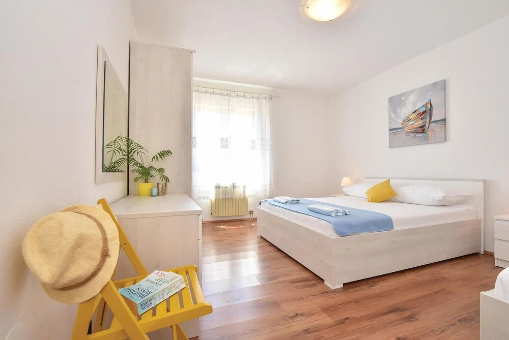 Two-Bedroom Holiday Home In Zastrazisce