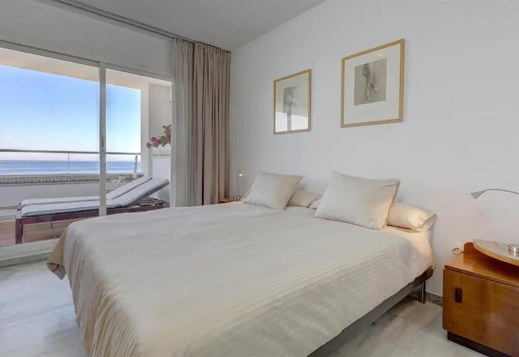 Apartment Boulevard 302