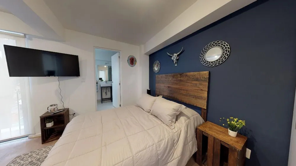 Perfect City Center Pad