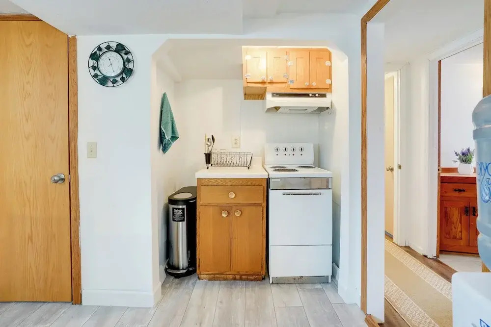 Pet-friendly Minneapolis Apt Near Shops & Dining!