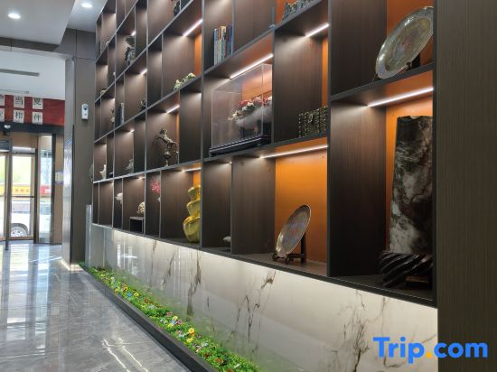 Sightseeing Hotel (Urumqi Altay Road Airport Branch)