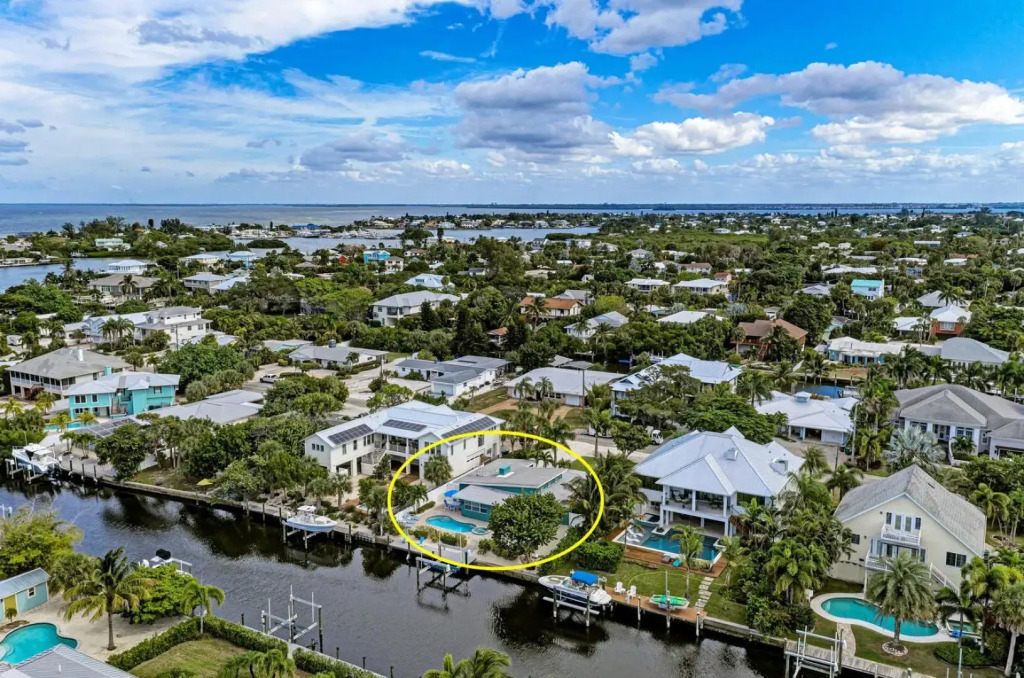 Lazy Lagoon - 220 Chilson