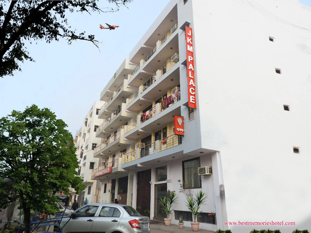 Jana Residency