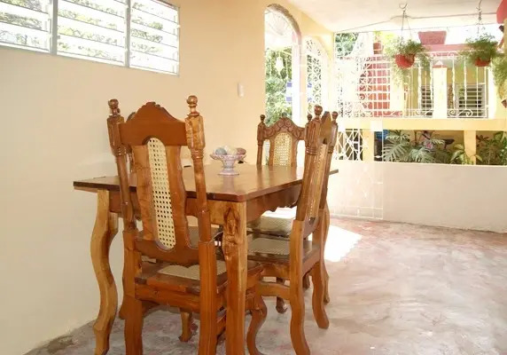 Casa Omar Y Dunia