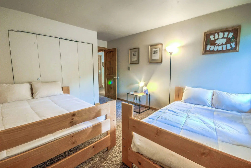Ski-In/Ski-Out Condo with Shared Hot Tubs, Saunas, Patio, Shuttle to Ski Resort