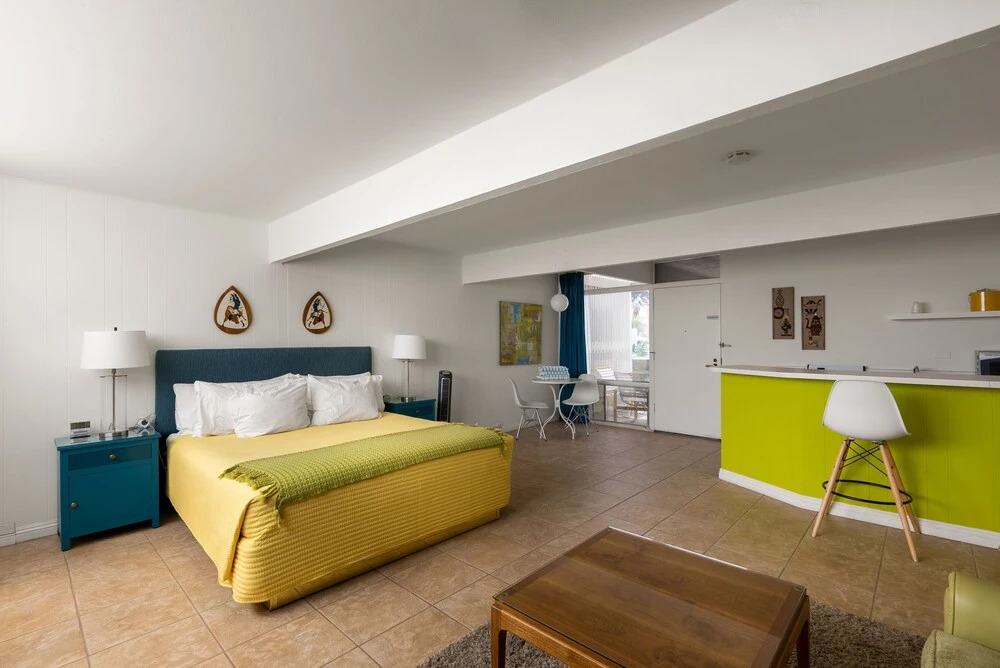 Monkey Tree Hotel 2 by Avantstay Stylish Hotel in Palm Springs w/ Pool!