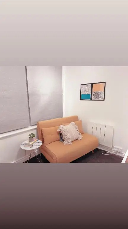 Aura Apartments by CityNest2