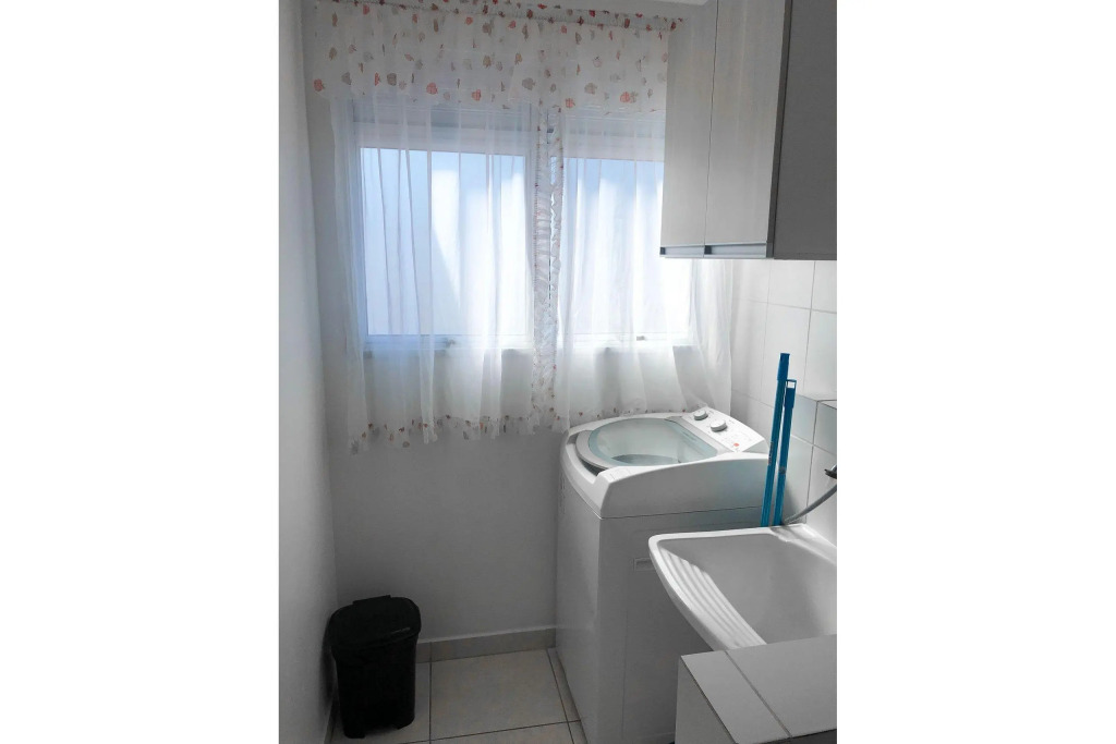 Apto Na Ocian, Com Vista Para O Mar, Piscina, 2 Quartos, Ar Condicionado
