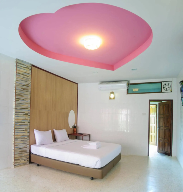 Salathai Chumphon