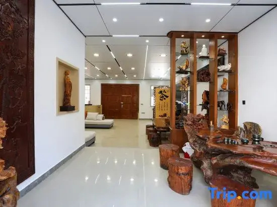 Shu • Su Homestay (Hongshan Lake Anshun Ancient City Historical and Cultural Street)