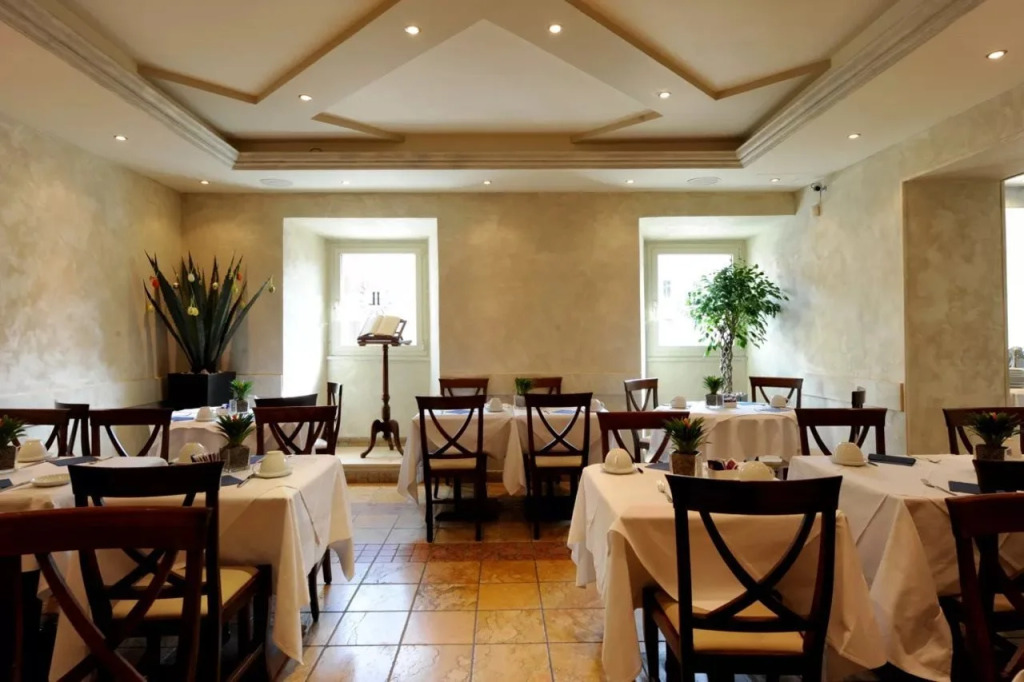 Pantheon Royal Suite