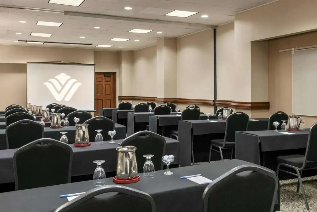Wyndham Tulsa