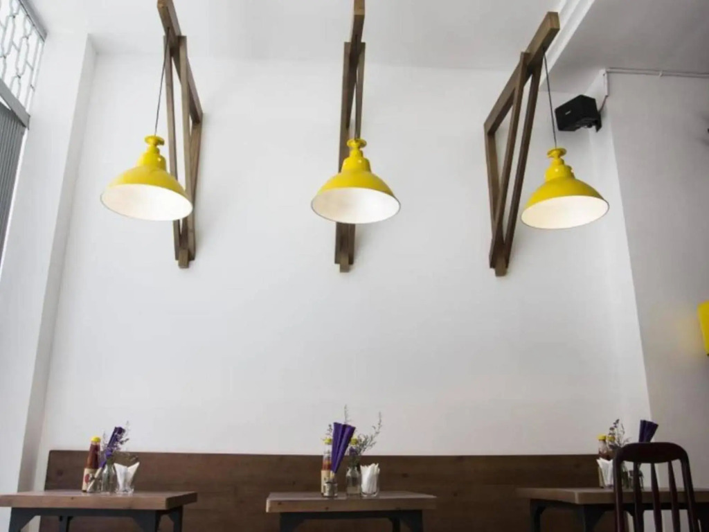 Tripwriter Hotel & Bistro