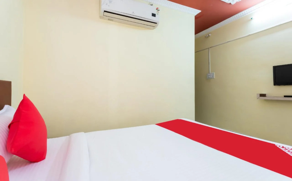 Oyo 30185 Ole Homes Mannipuram