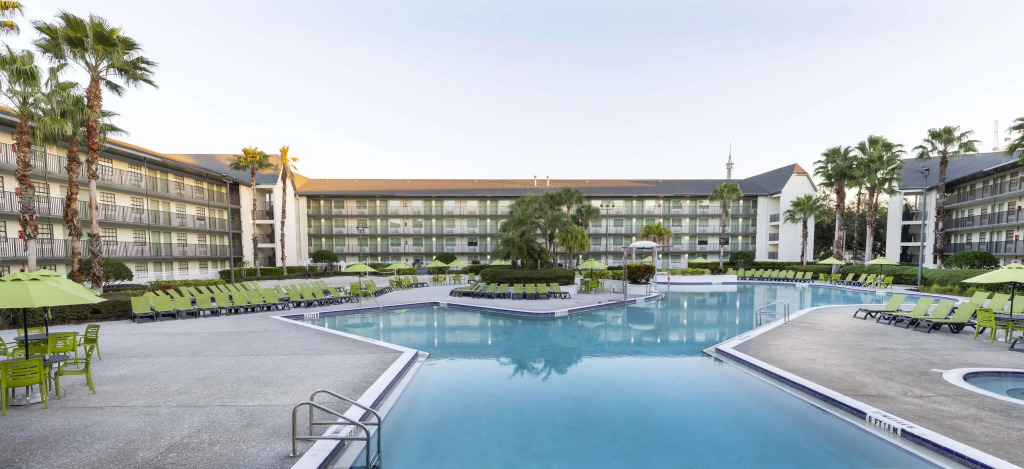 Avanti International Resort
