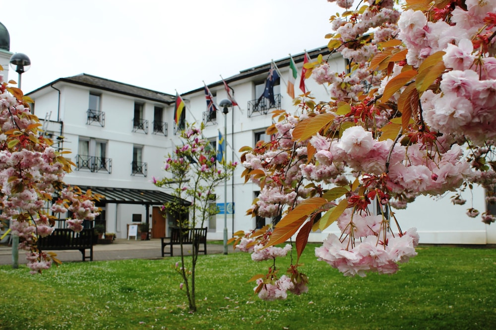 Pax Lodge