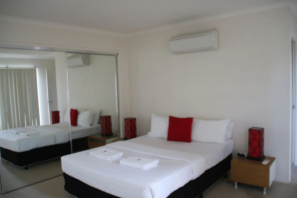 FV4006 Apartments
