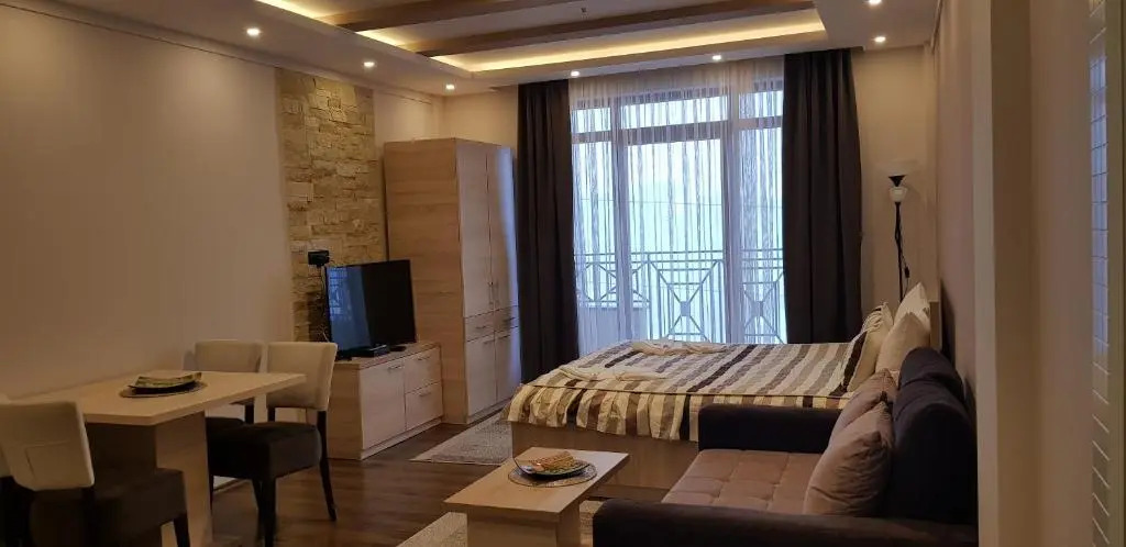 Shining Apartment Milmari M11