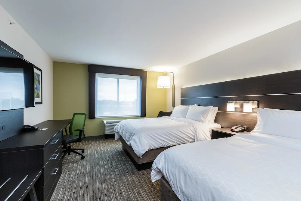 Holiday Inn Express & Suites- South Bend Casino by IHG