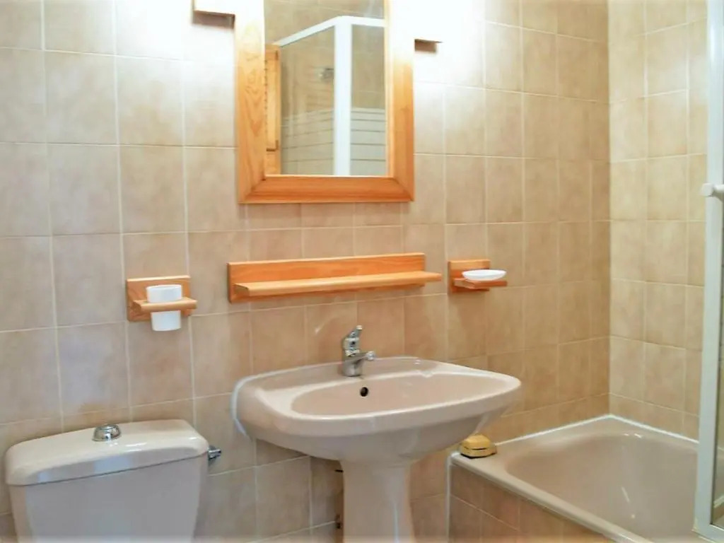 Appartement Le Lavandou, 1 pièce, 4 personnes - FR-1-251-202