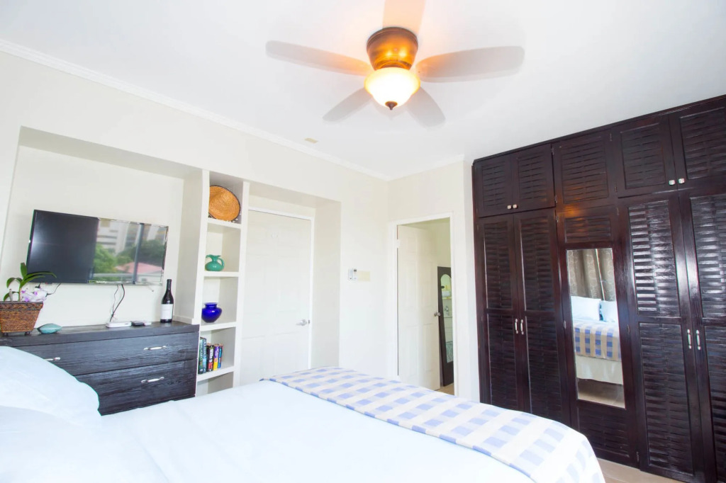 The Bailey's New Kingston Suites