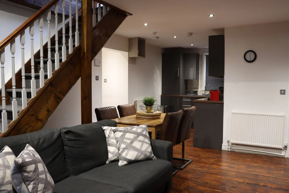 UStay 27 Stanley Street Party Apartments