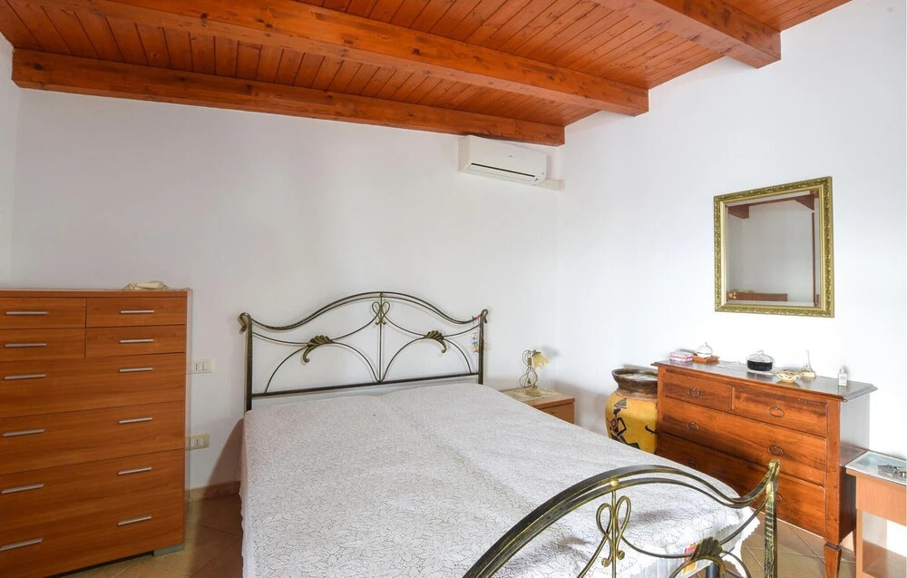 Nice Home in Modica With Wifi, 4 Bedrooms and Outdoor Swimming Pool
