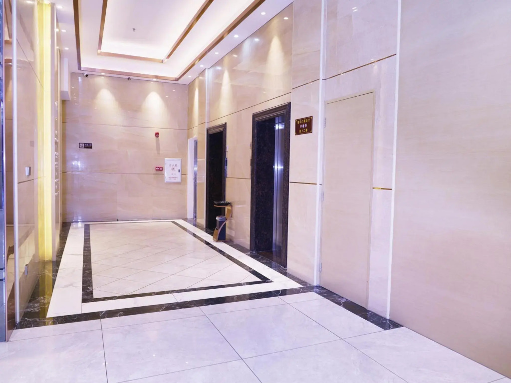 Lavande Hotel (Maoming Dianbai Wanda Plaza)