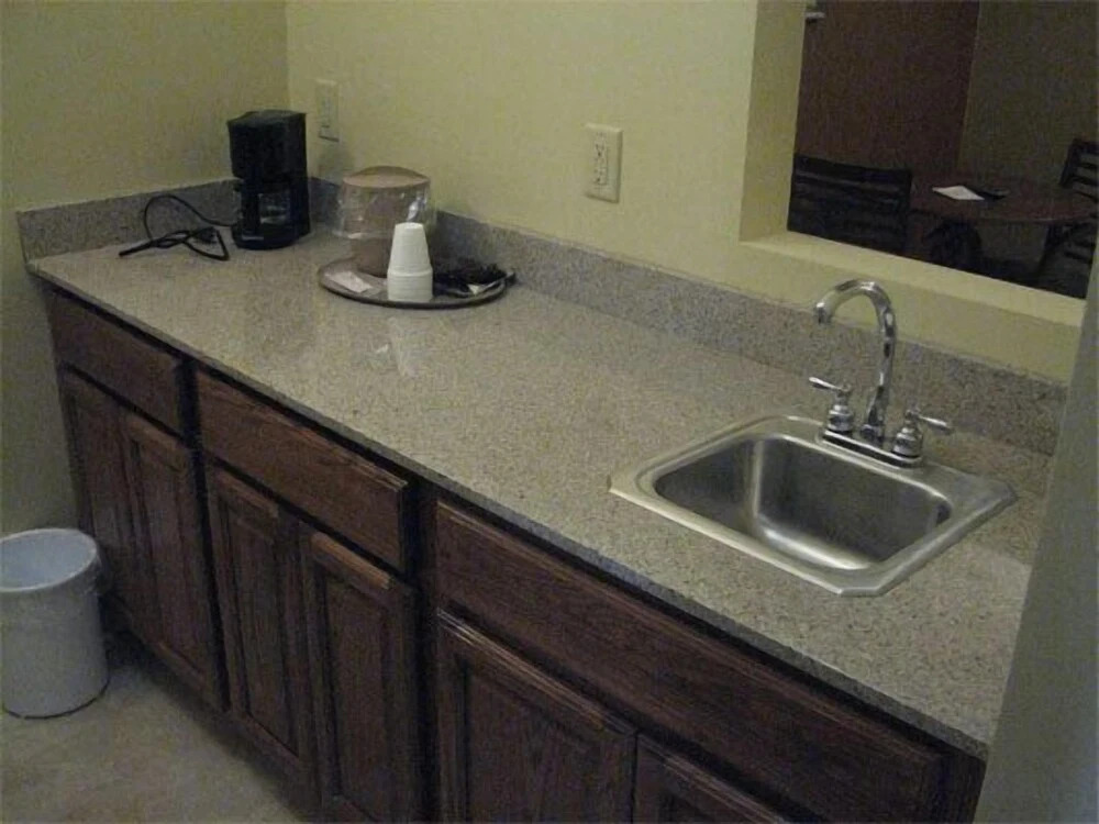 Randolph Inn and Suites