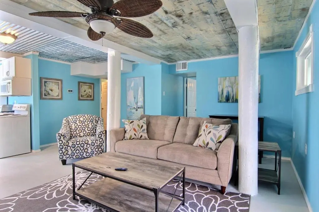 4 Palms by Silver Sands Vacation Rentals