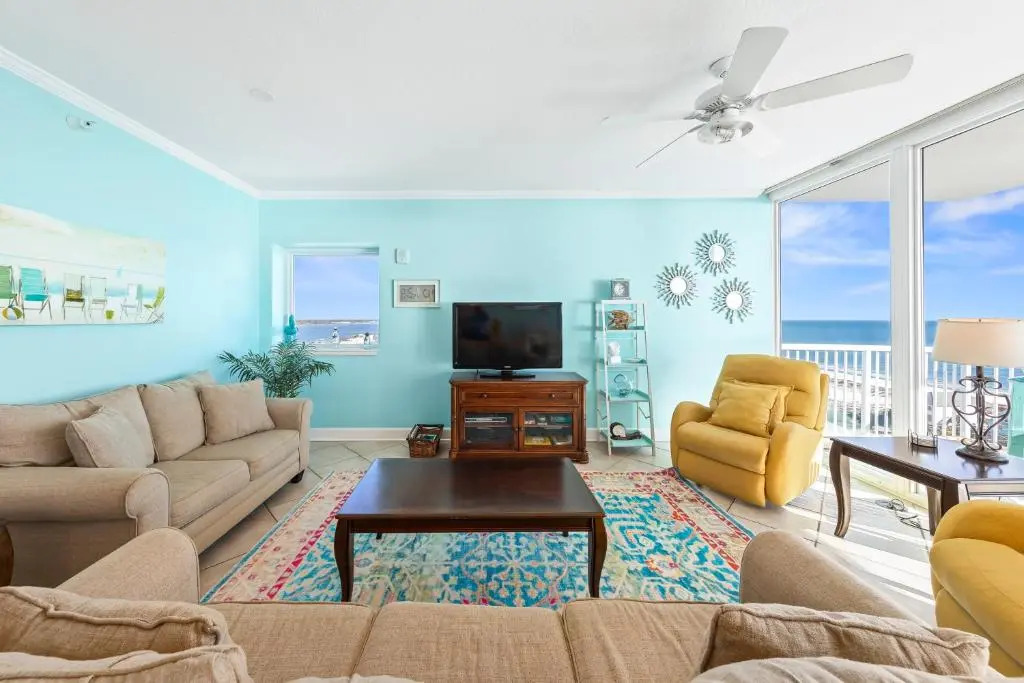 Spacious 3BR 3Bath 12th Floor, Million-Dollar Gulf Views