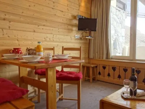 Apartment Le Pramecou - Val Claret-5 by Interhome