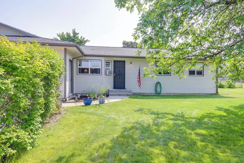 2 Mi to Dtwn: Missoula Duplex w/ Fenced Yard