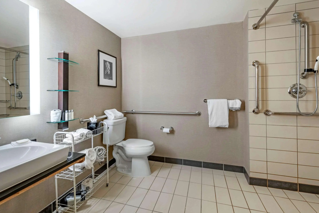 Cambria Hotel Columbus - Polaris
