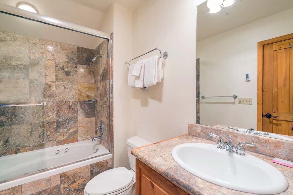 Bear Creek Lodge 403 4 Bedroom Condo by Alpine Lodging Telluride