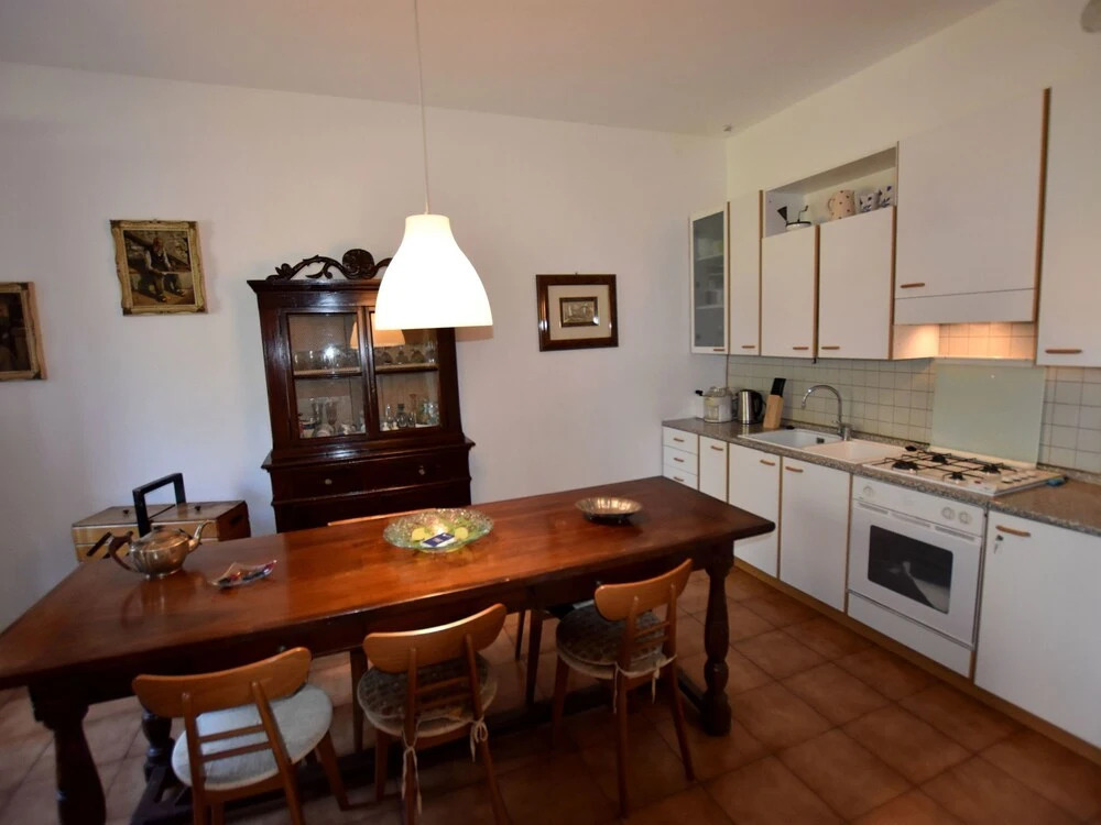 Two-family home with private garden 100 metres from the lake and beach
