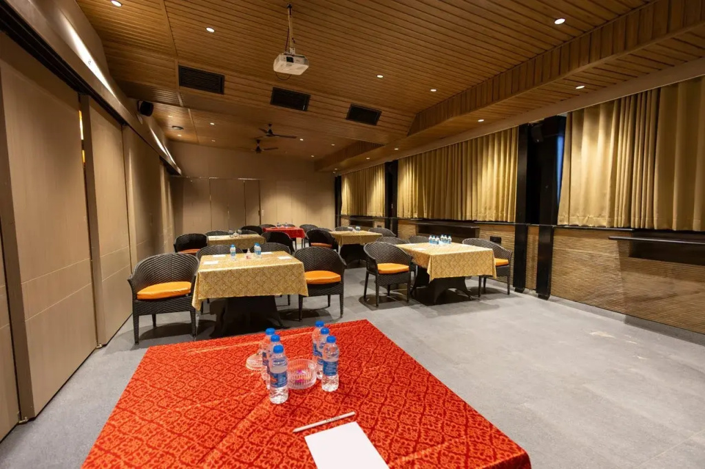 Kyriad Hotel Indore by OTHPL