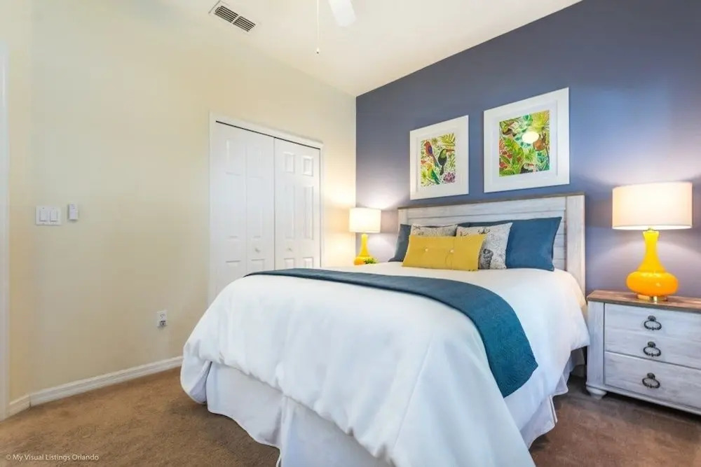 Bella Vidatown With Full Size Pool! 4 Bedroom Townhouse by RedAwning